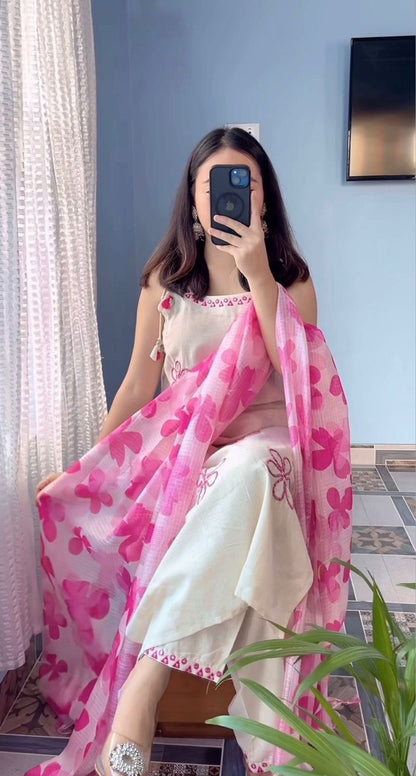 Elegant Off-White Floral Kurta Set with Printed Dupatta
