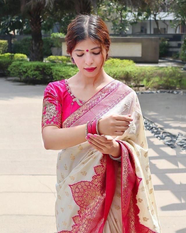 Royal Cream & Pink Banarasi Silk Saree with Golden Zari Weaving