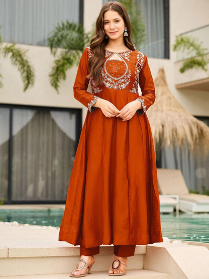 New Trendy Anarkali Designers kurti Pent Set
