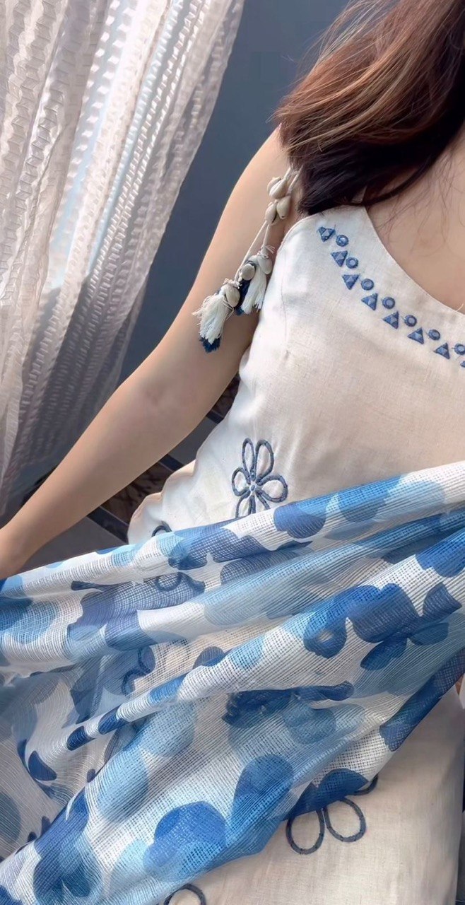 Elegant Off-White Floral Kurta Set with Printed Dupatta